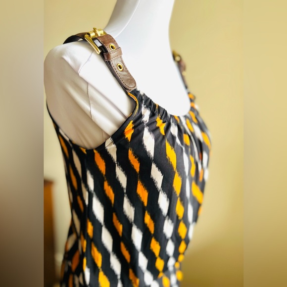 NWOT MICHAEL KORS Midi Geometric Design with Leather Belt Shoulder Strap Sz XS - Picture 3 of 6